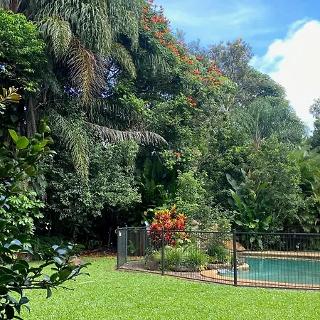 Malanda Lodge Exterior photo